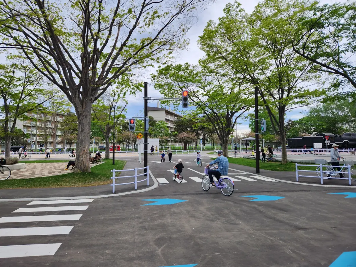 【札幌・西区】リニューアルした農試公園「交通コーナー」が子どもの自転車練習におすすめ