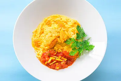「レストラン カサブランカ」雲丹オムライス 柚子風味トマトソース