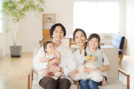 子育て世帯のマイホームの夢を応援！全期間固定金利の住宅ローン「【フラット３５】子育てプラス」の魅力とは｜金利の基礎知識も