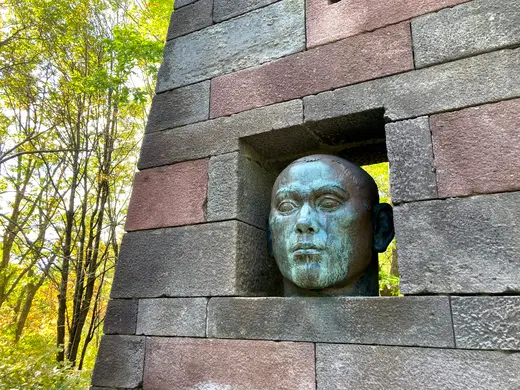 【小樽】小林多喜二の文学碑を訪ねて｜旭展望台で「蟹工船」の作家の足跡をたどる文学碑散歩vol.1