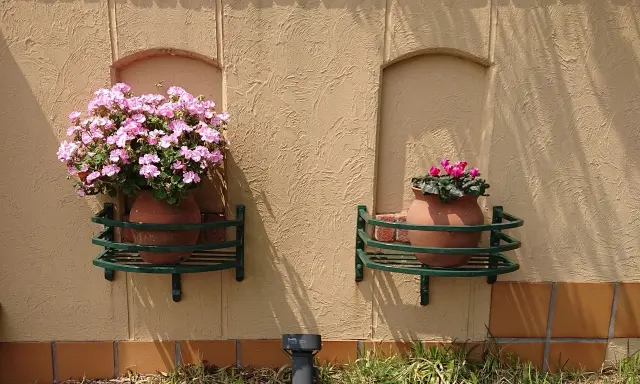 外構は春スタートがおすすめの理由