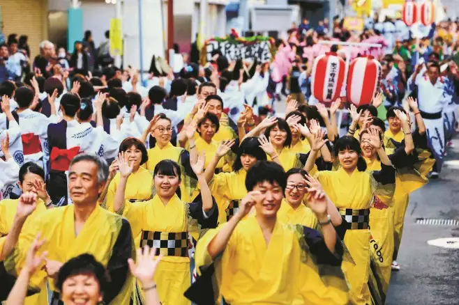 舞踊パレードで賑わったぼんち祭り（2019年7月）