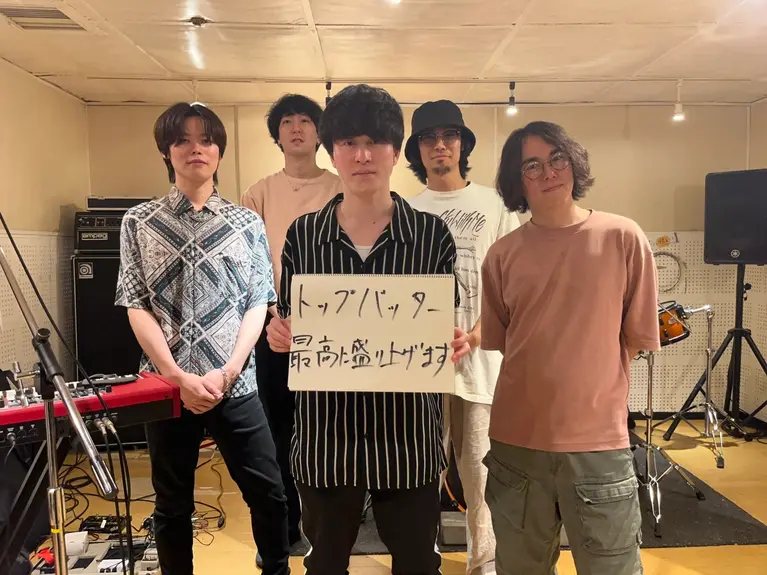 メンバー一同で意気込みを