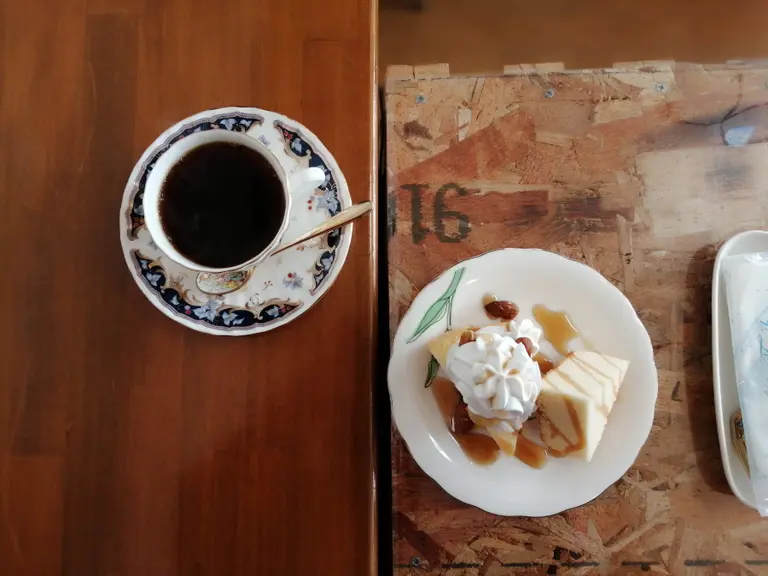 Yagies Coffeeコーヒーとスイーツのセット