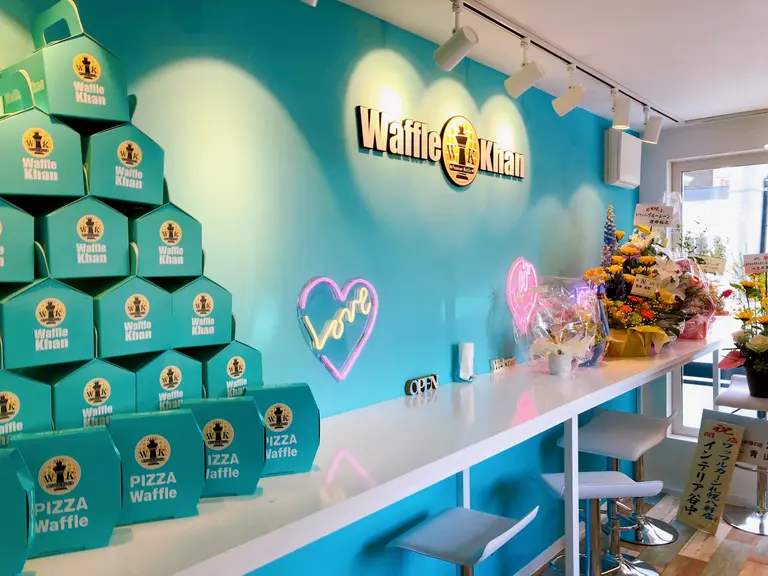 ワッフルカーン店内