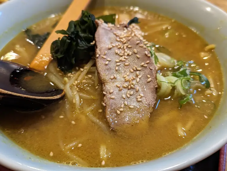 浜勝のカレーラーメン