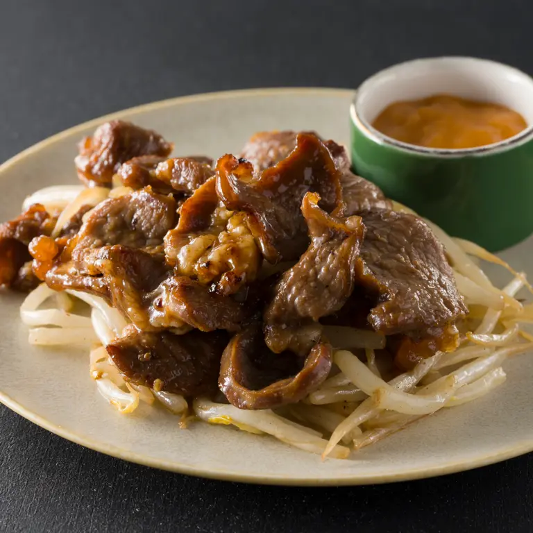 北海道名物 煮込みジンギスカンのおろしそビスクソース