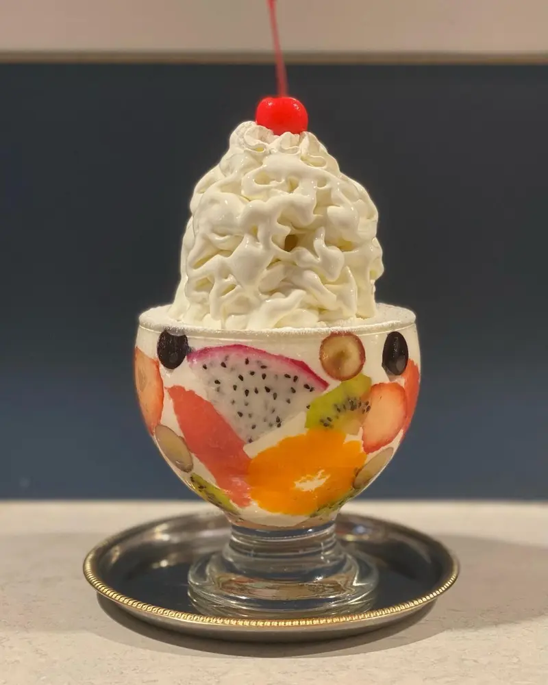 フルーツパフェ