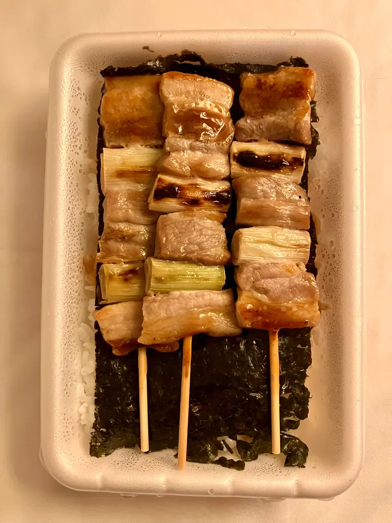 ご存知！函館名物の『やきとり弁当』が根室でも食べられる！！【根室ご当地コンビニ「タイエー」 】をご紹介！ | MouLa HOKKAIDO