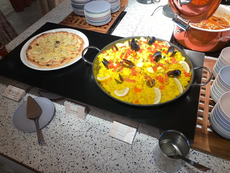 ランチブッフェ