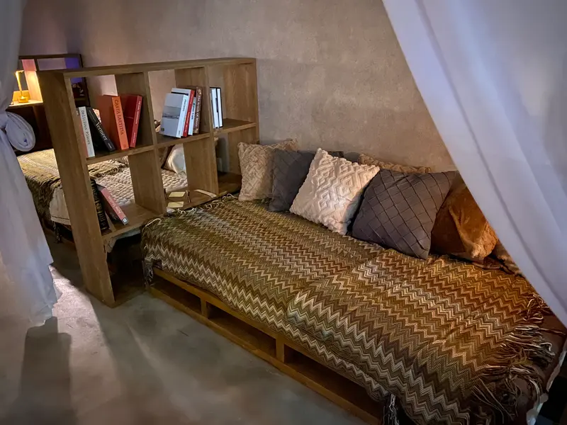 ソファベッド席