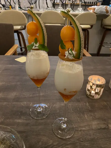 『生メロンヨーグルト（990円）』