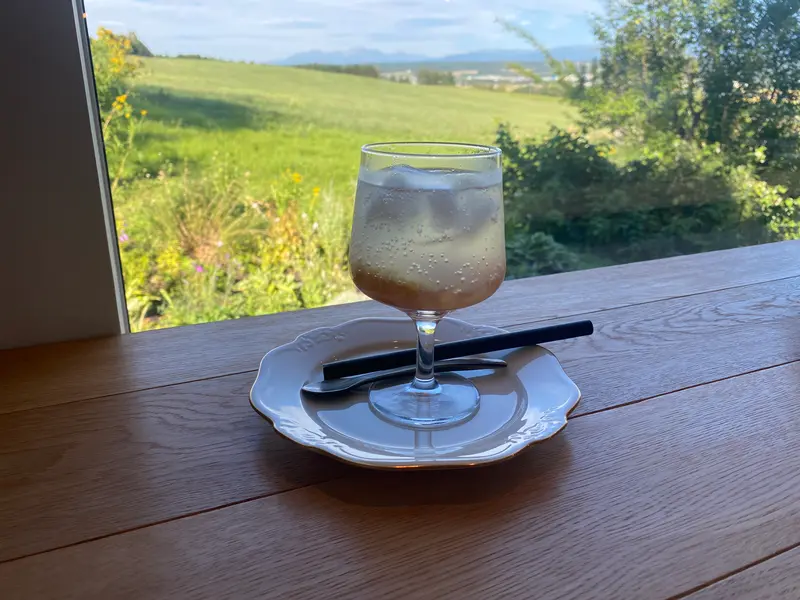 桃とジンジャーのソーダ