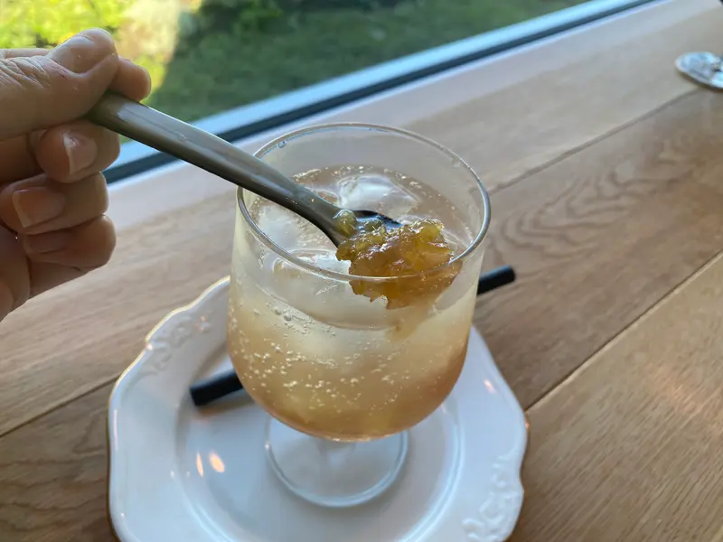 桃とジンジャーのソーダ