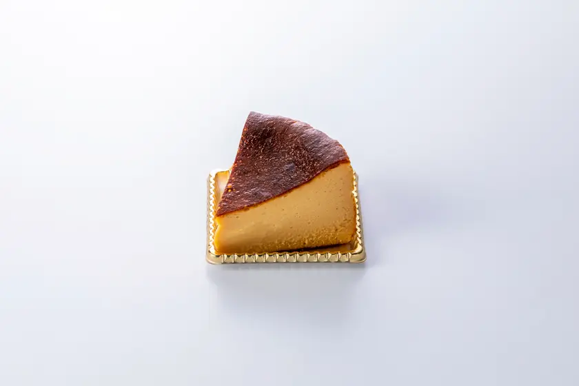 札幌グランドホテル「キャラメルバスクチーズケーキ」
