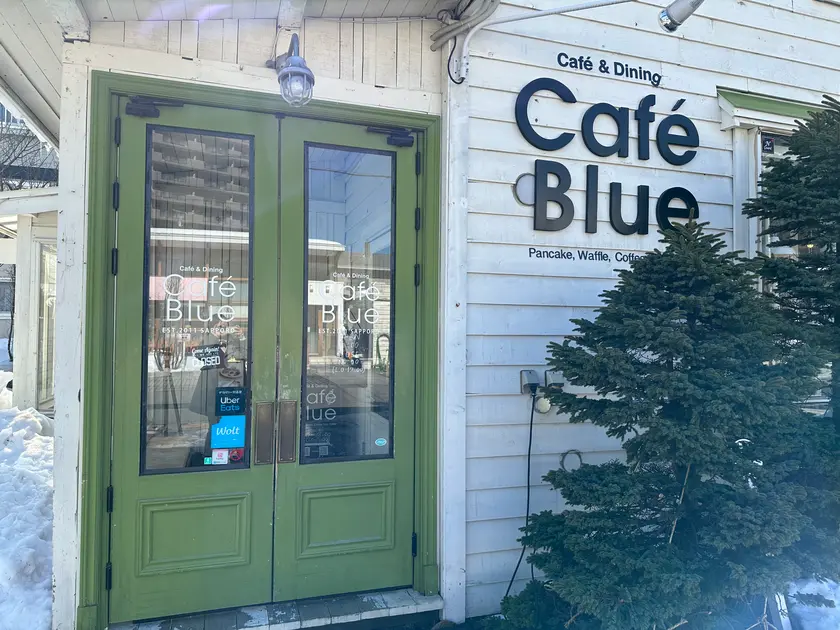 カフェブルーの外観