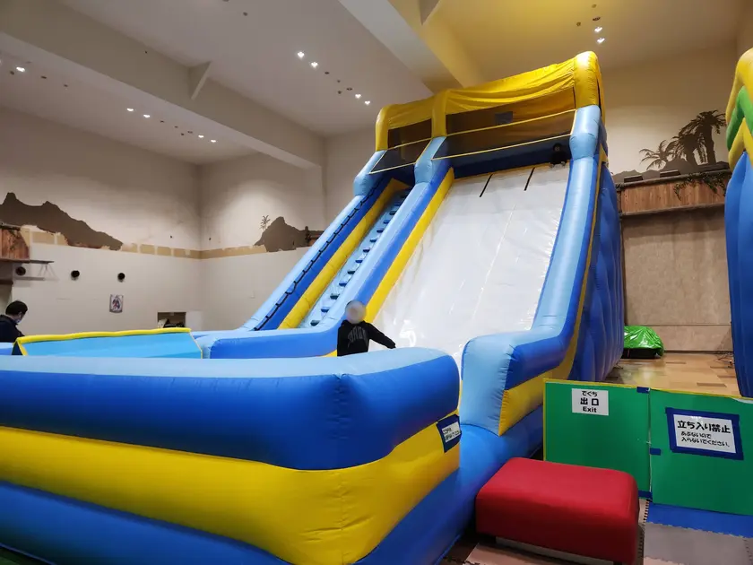 巨大スライダースクリーマー