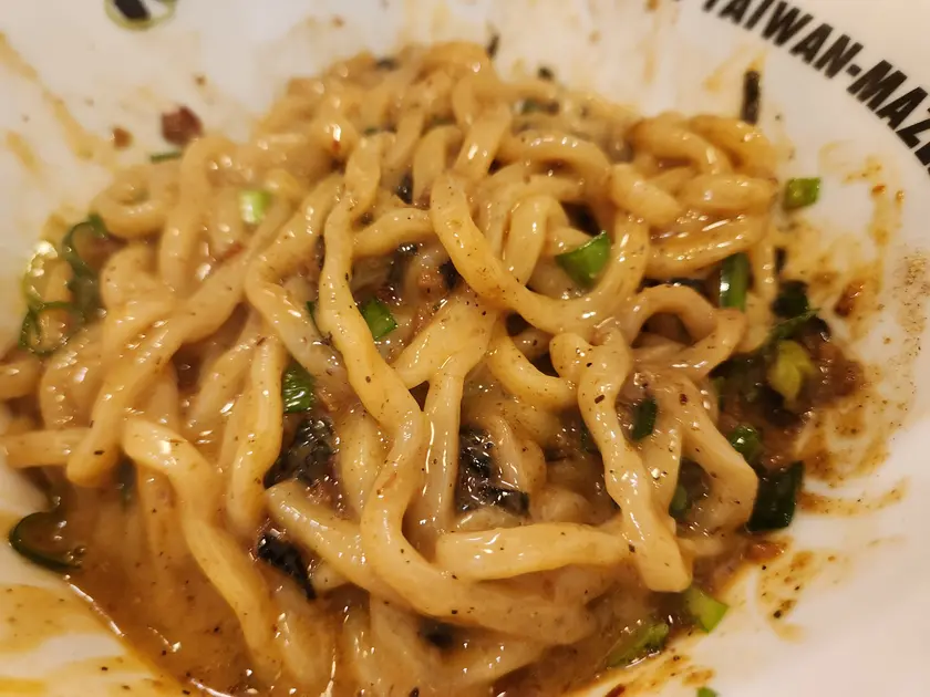 これが正しい食べ方です！しっかりと全体を混ぜてから頂きます