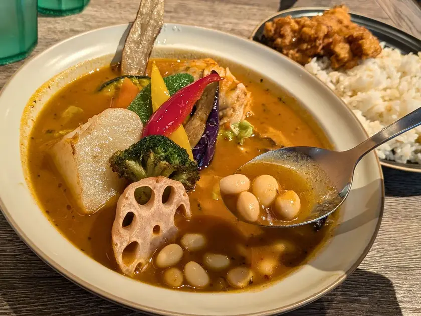 Rojiura Curry SAMURAI. のスープカレーの大豆