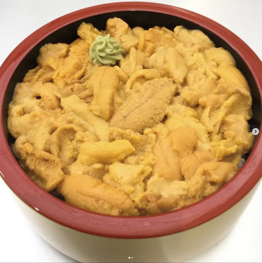 生ウニ丼